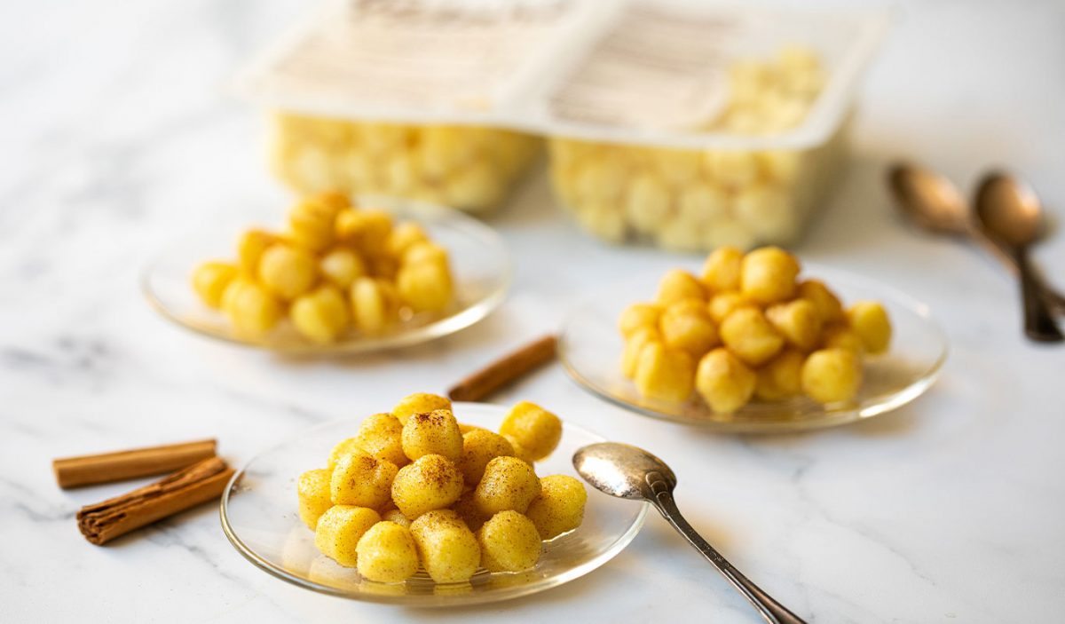 Gnocchi croccanti con zucchero e cannella